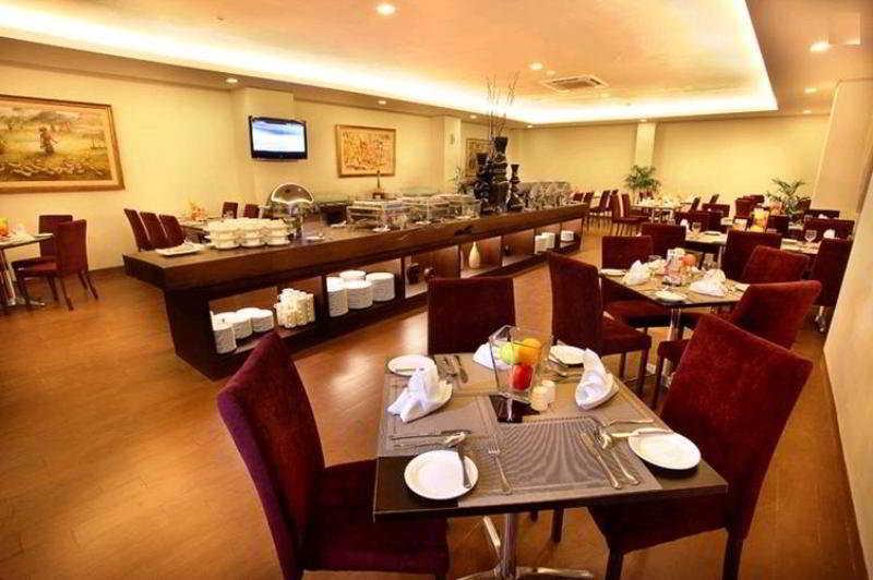 בנדונג Gino Feruci Kebon Jati By Kagum Hotels מראה חיצוני תמונה