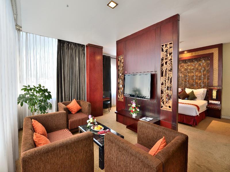 בנדונג Gino Feruci Kebon Jati By Kagum Hotels מראה חיצוני תמונה